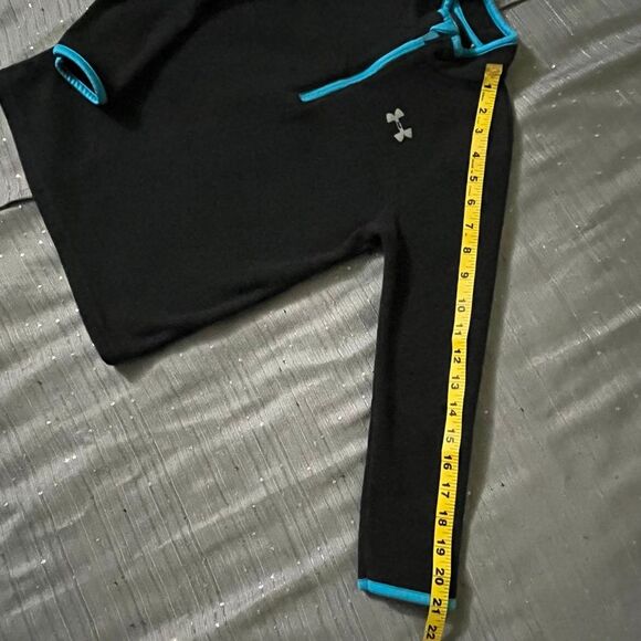 Under Armour Zip Up Sherpa Sweater Size 6 Boy‎ - Picture 8 of 8